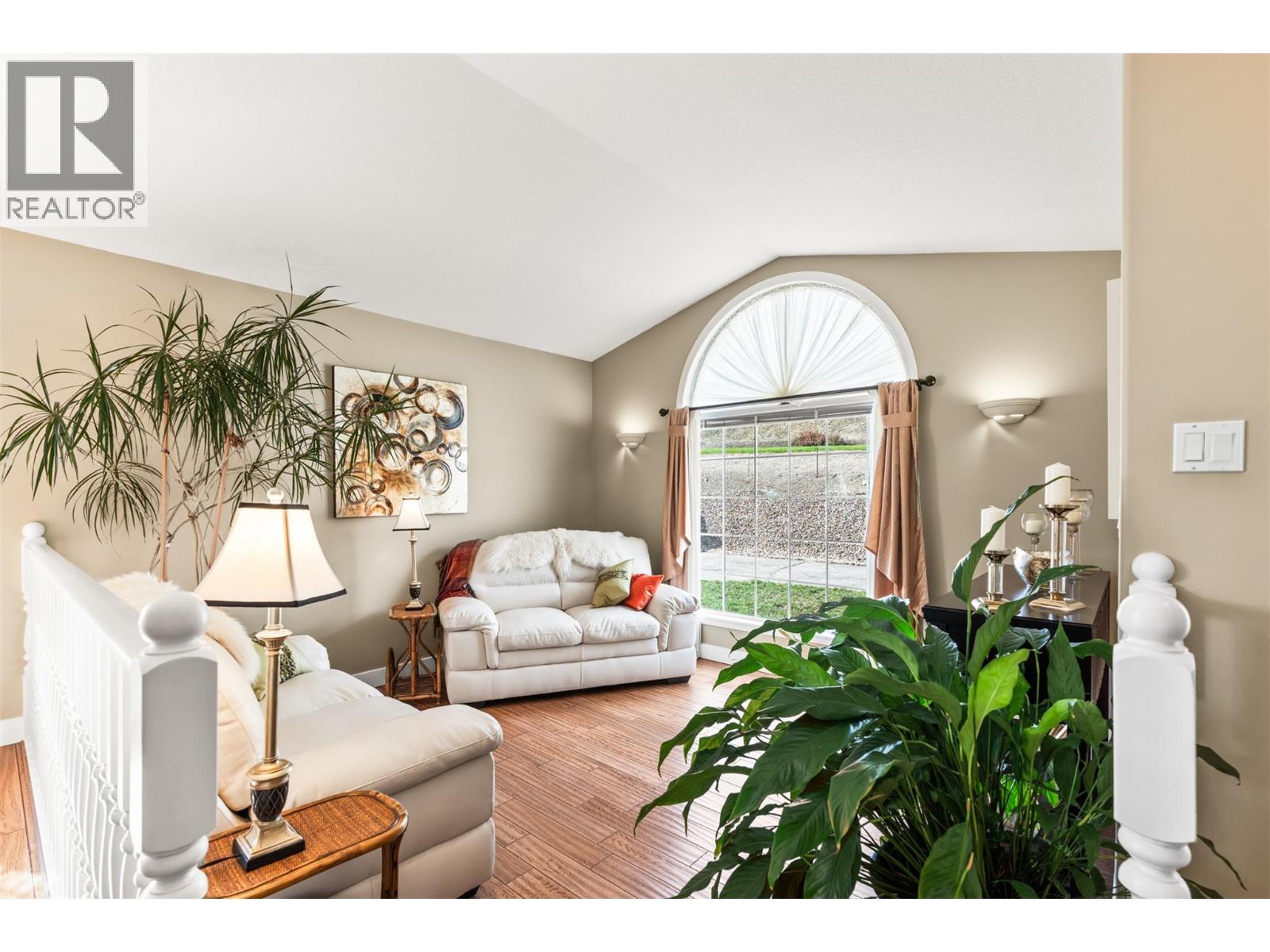 130 OVERLOOK PLACE - 8