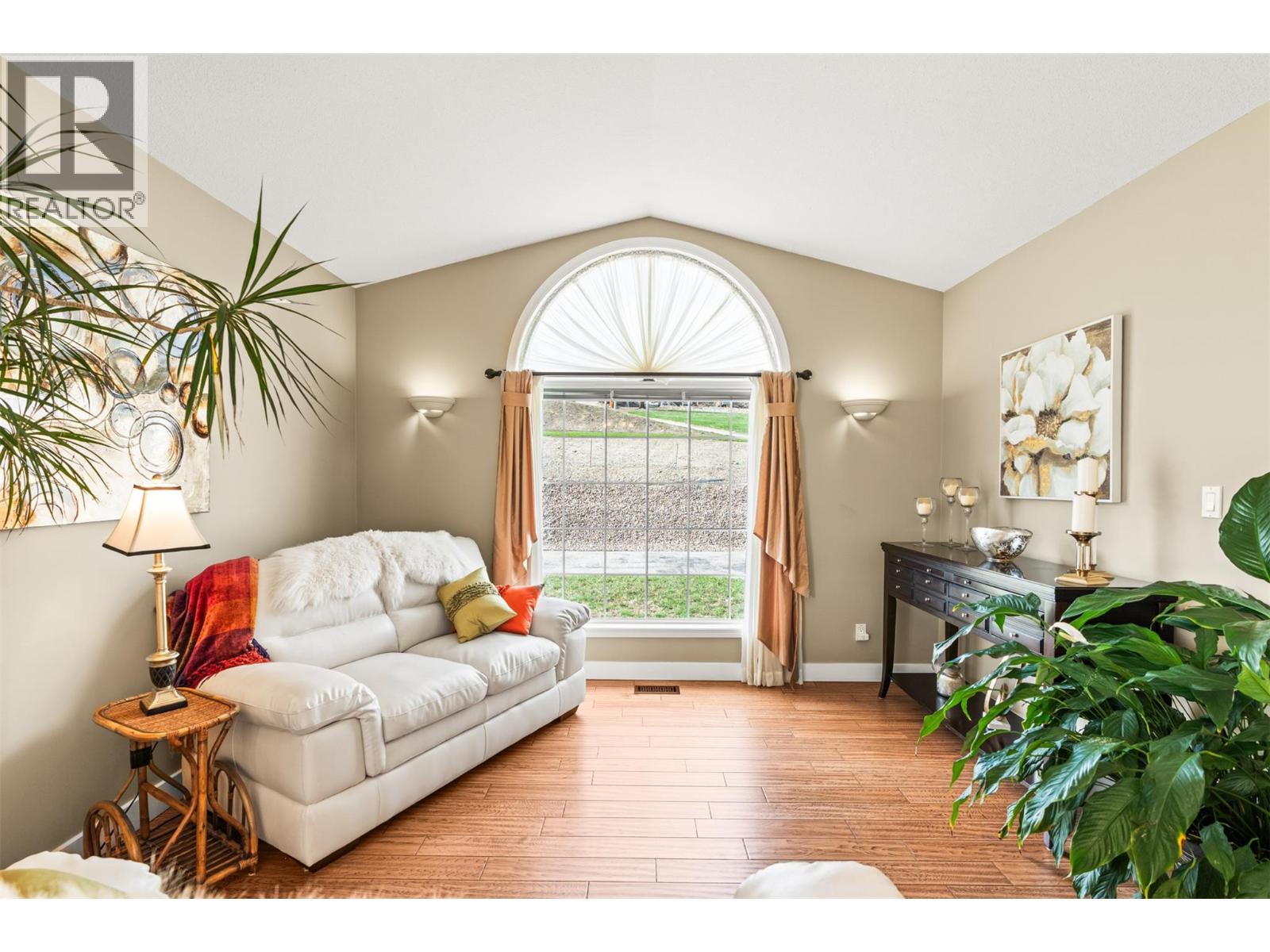 130 OVERLOOK PLACE - 9