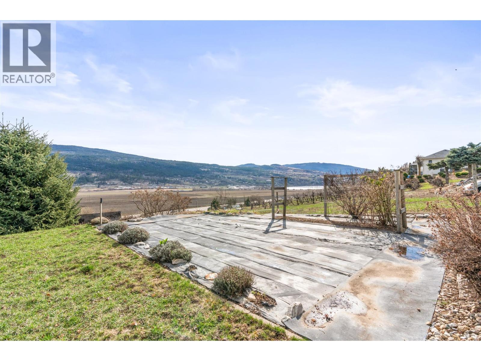 130 OVERLOOK PLACE - 83