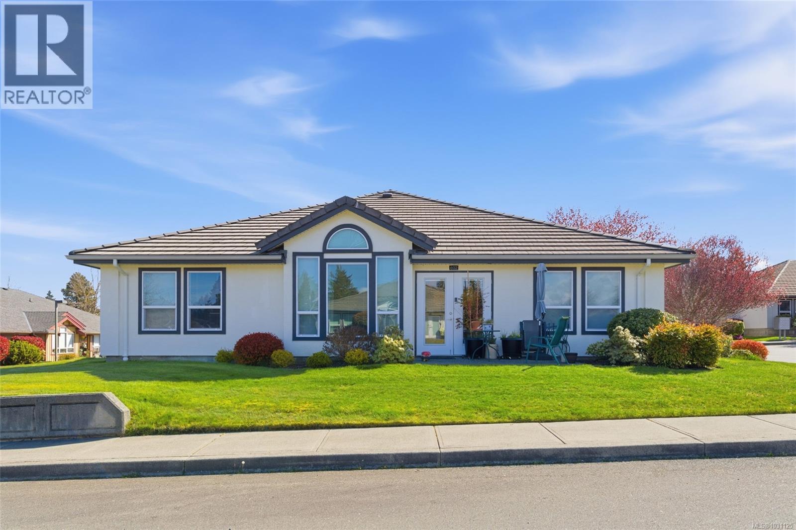 602 265 Mills St, Parksville