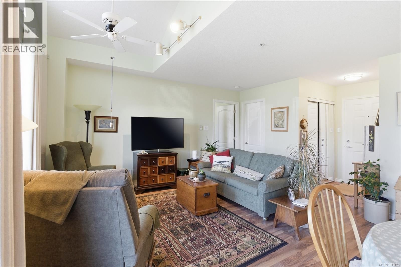 602 265 Mills St, Parksville