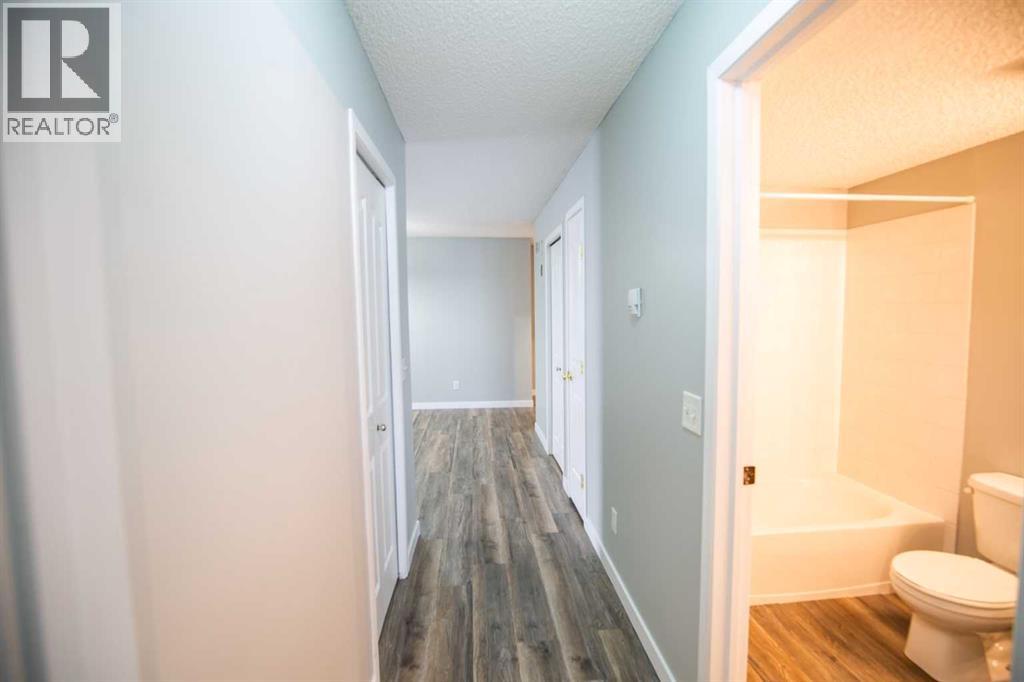 #202 5202 VALLEYVIEW PARK SE - 13