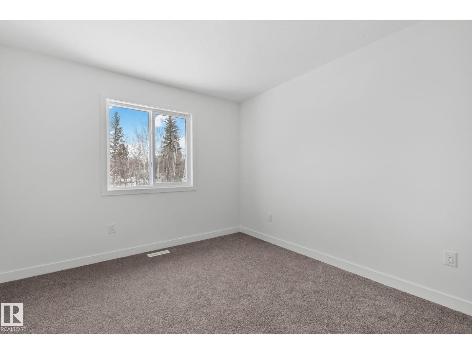 128 Royal Street, St. Albert