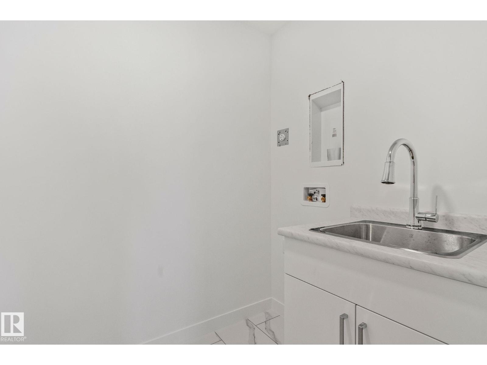 128 Royal Street, St. Albert