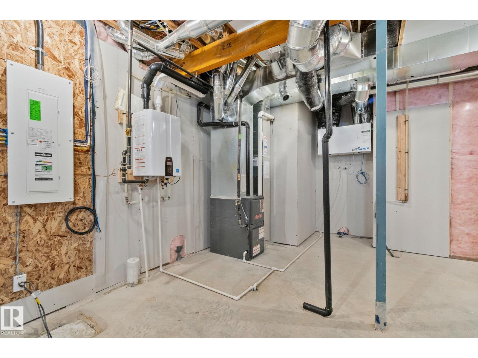 128 Royal Street, St. Albert