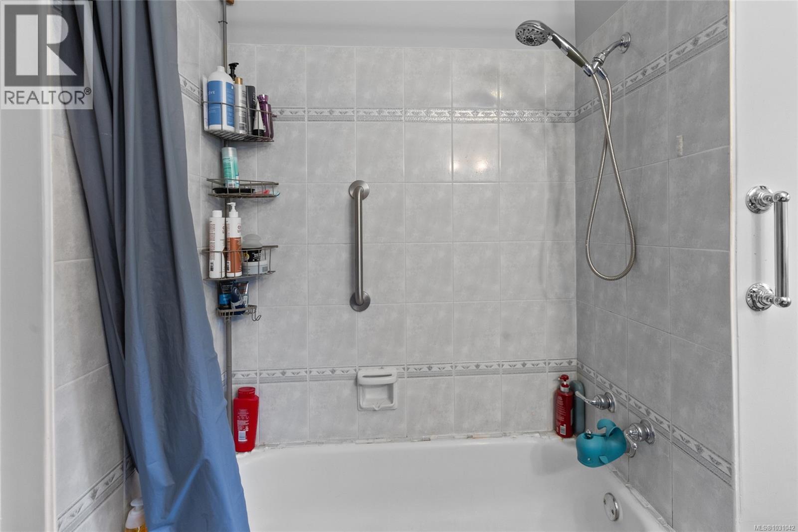  3223 Henderson Road, Oak Bay