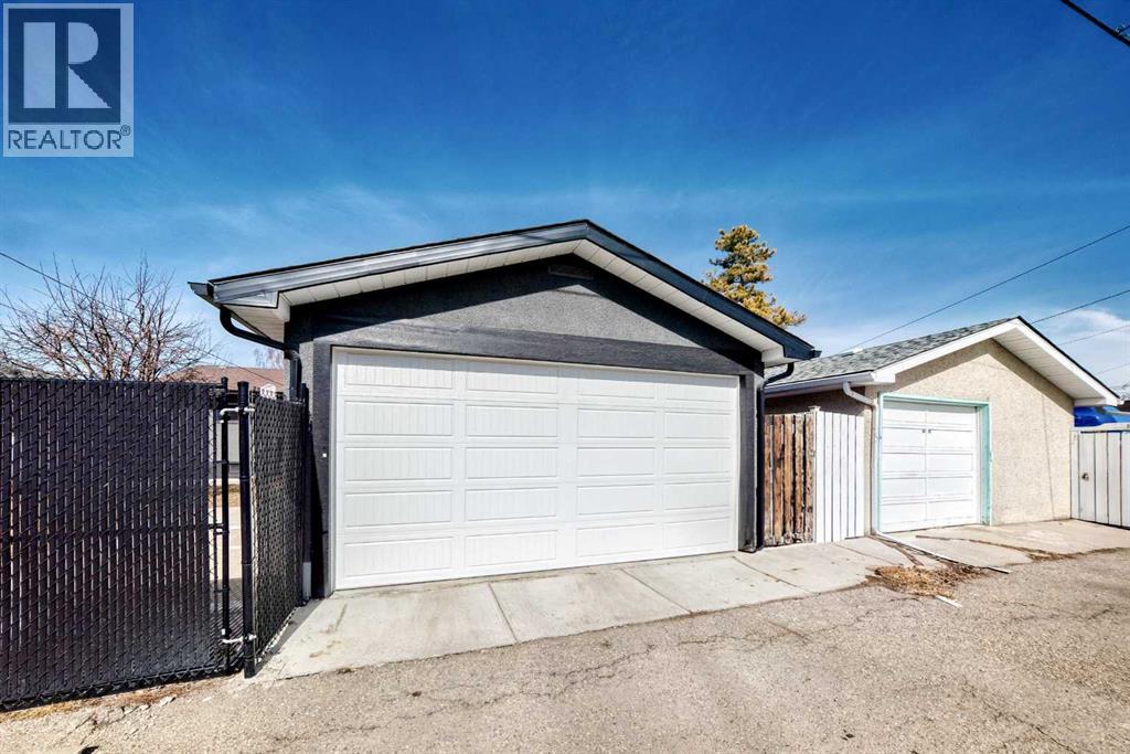 Single Family House Bungalow for Sale in  Allison Drive SE Acadia Calgary 