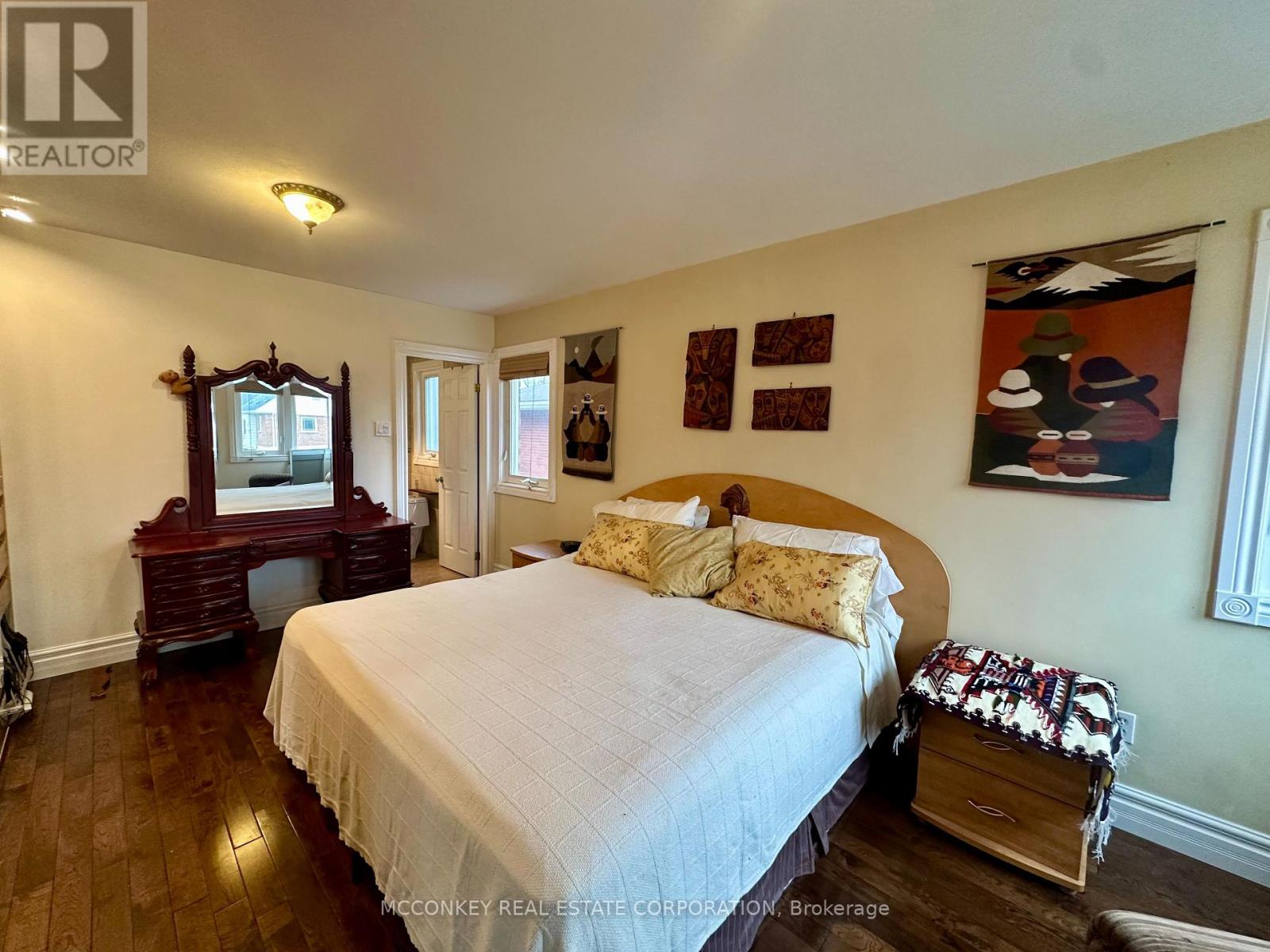 320 MCKELLAR STREET - 11