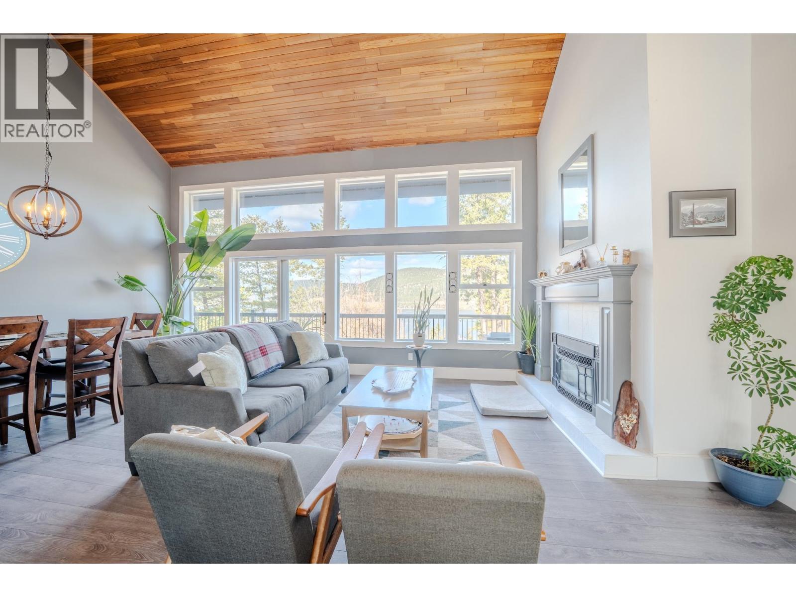 2124 SOUTH LAKESIDE DRIVE - 16