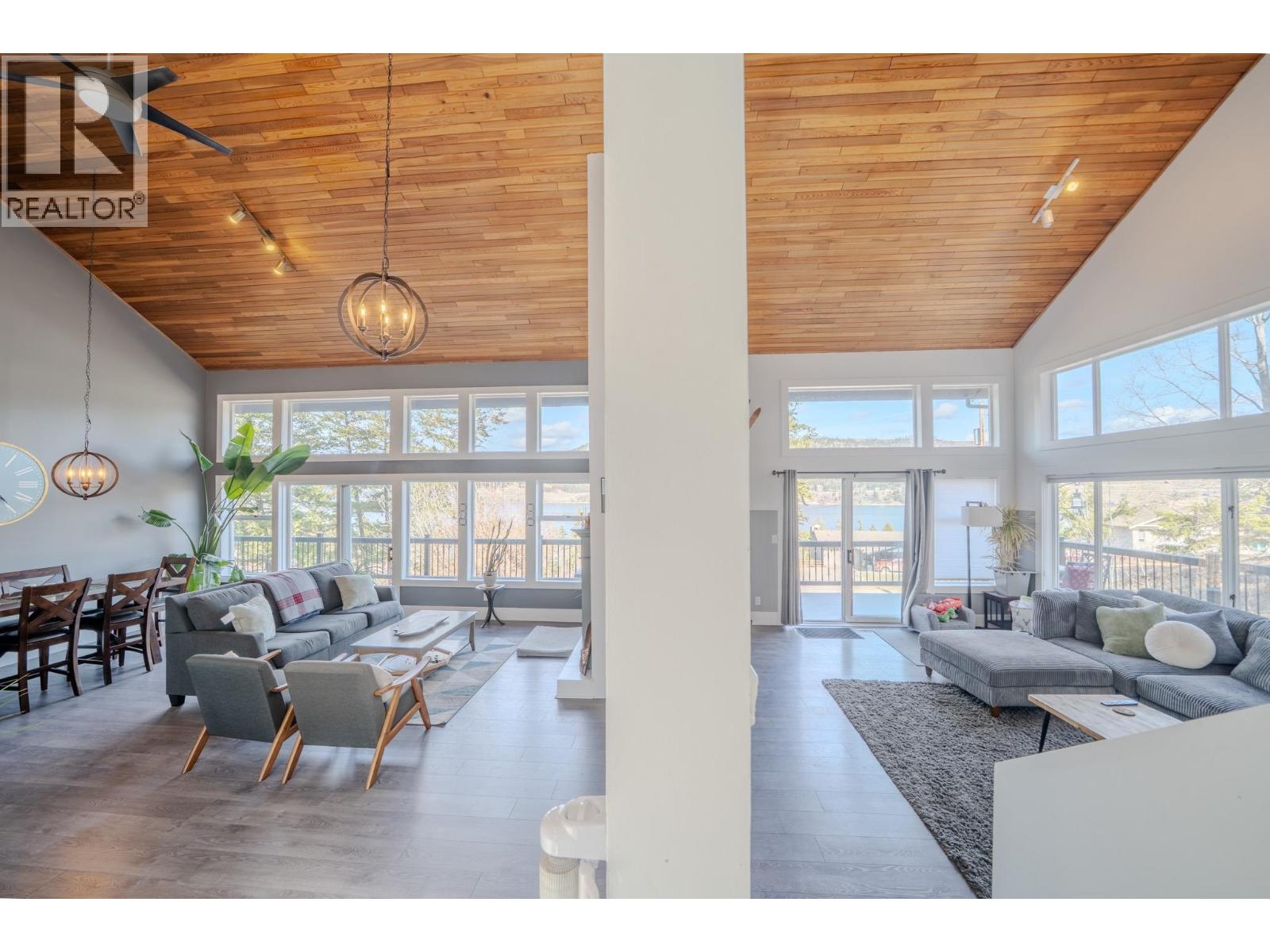 2124 SOUTH LAKESIDE DRIVE - 15