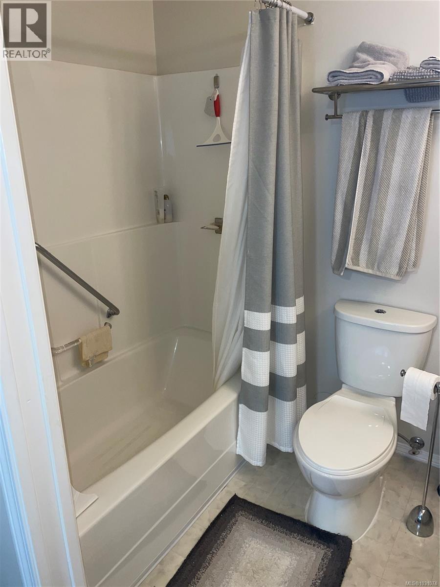 204 264 McVickers St, Parksville