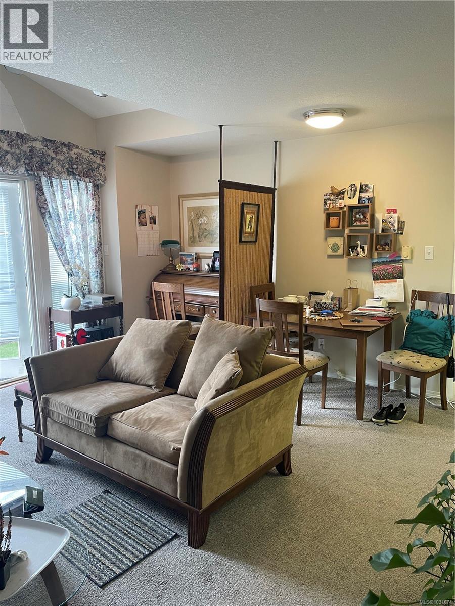 204 264 McVickers St, Parksville