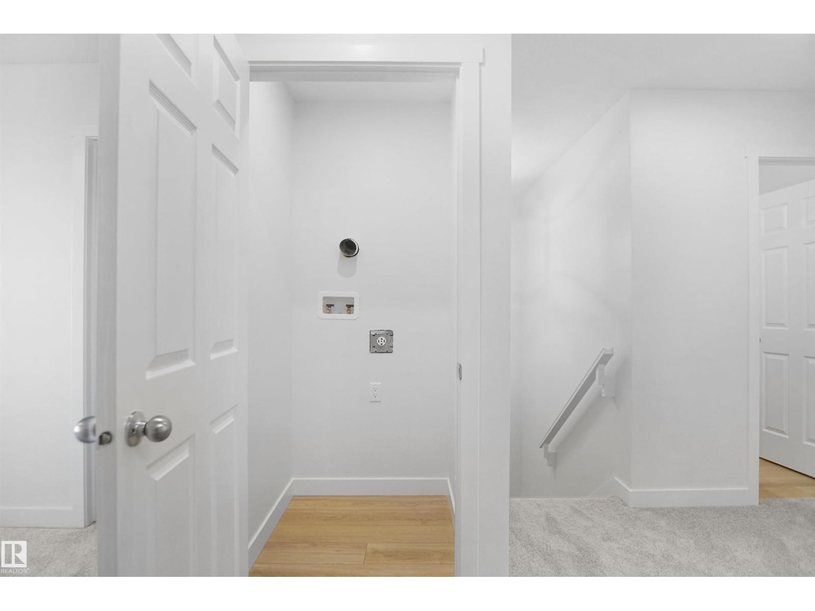 8448 183 AV NW, Edmonton