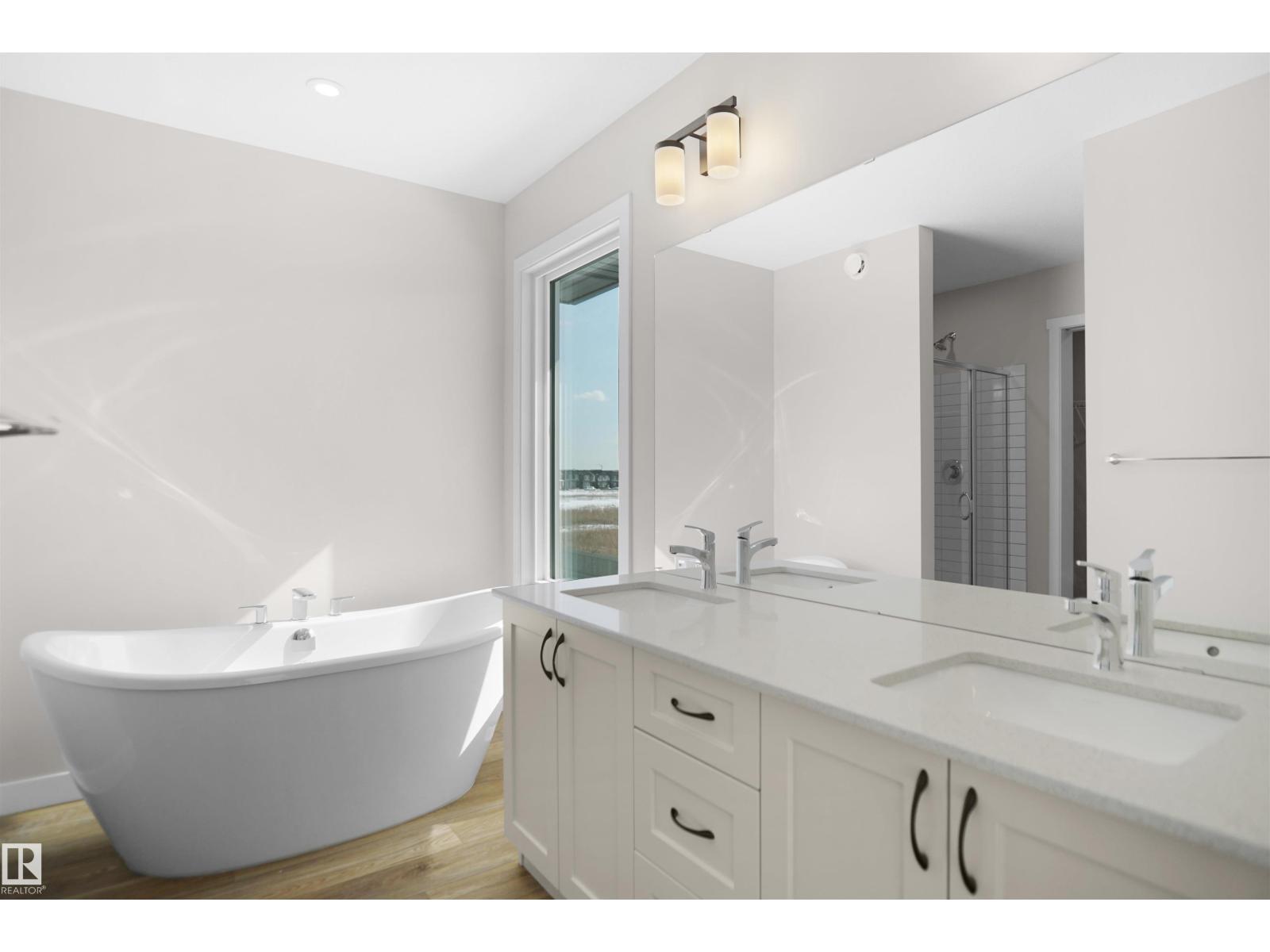 7235 182 AV NW, Edmonton