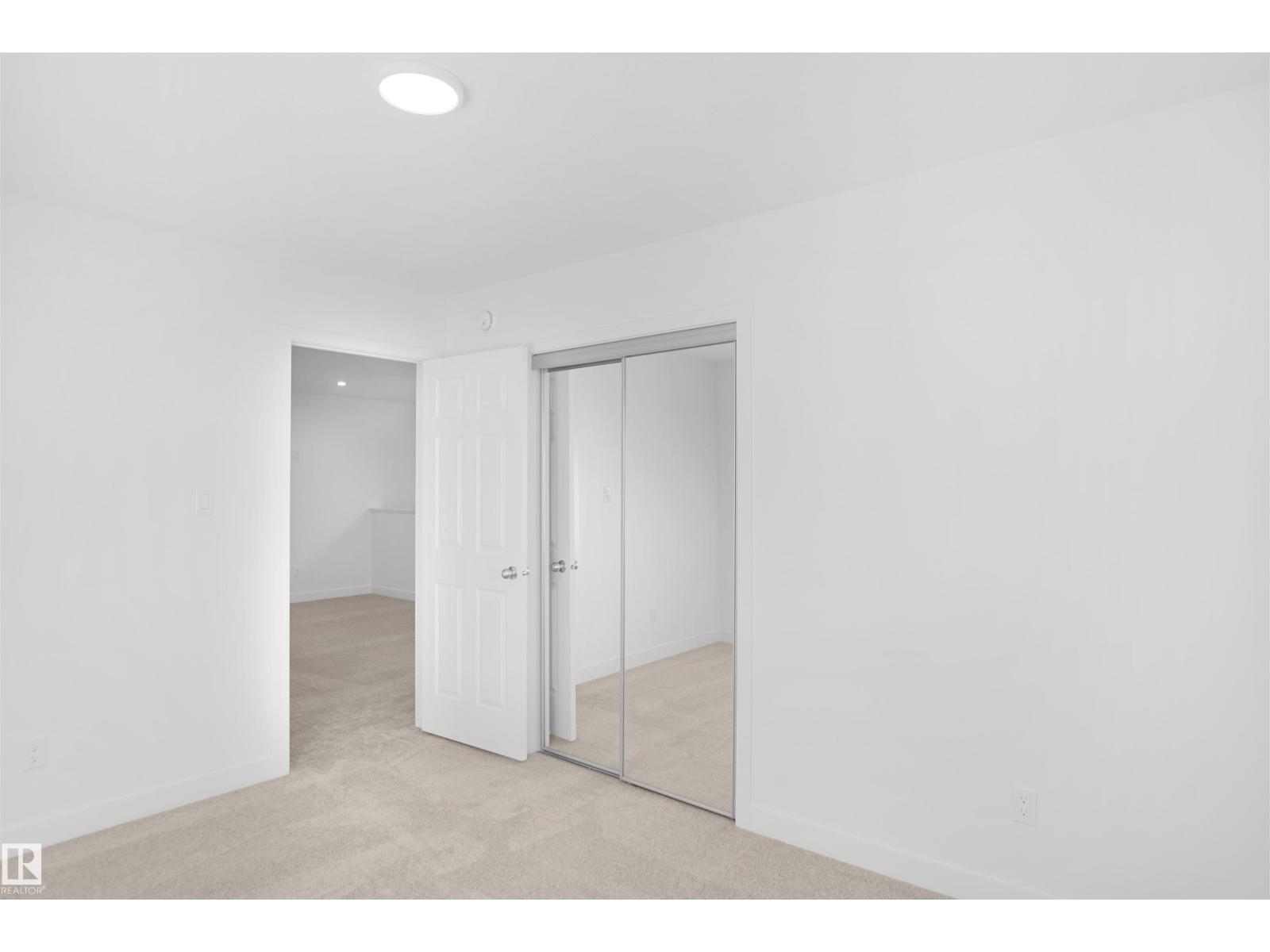 7243 182 AV NW, Edmonton