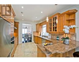 7 Roslin Avenue, Toronto, ON M4N1Y8 Photo 13