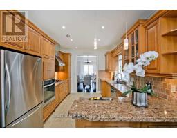 7 Roslin Avenue, Toronto, ON M4N1Y8 Photo 12