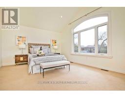 7 Roslin Avenue, Toronto, ON M4N1Y8 Photo 8