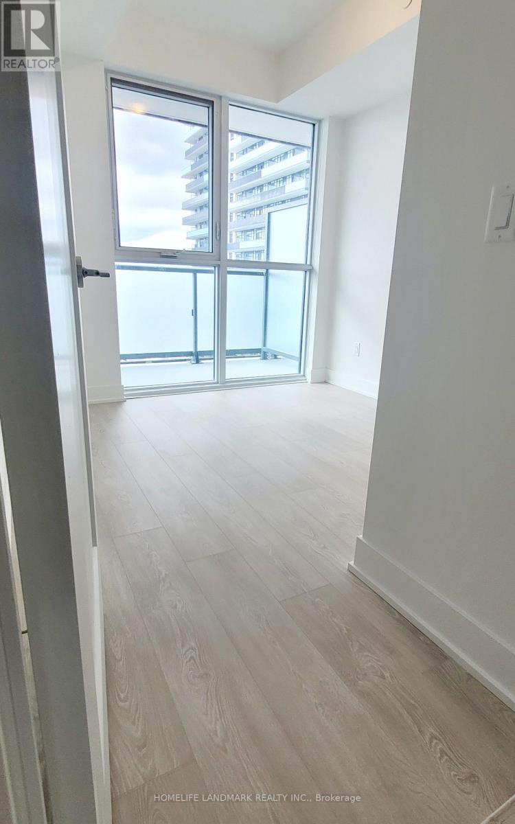 #724 2545 SIMCOE STREET N - 4