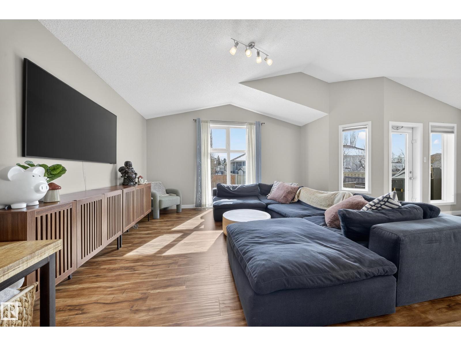 105 FOXBORO TC, Sherwood Park