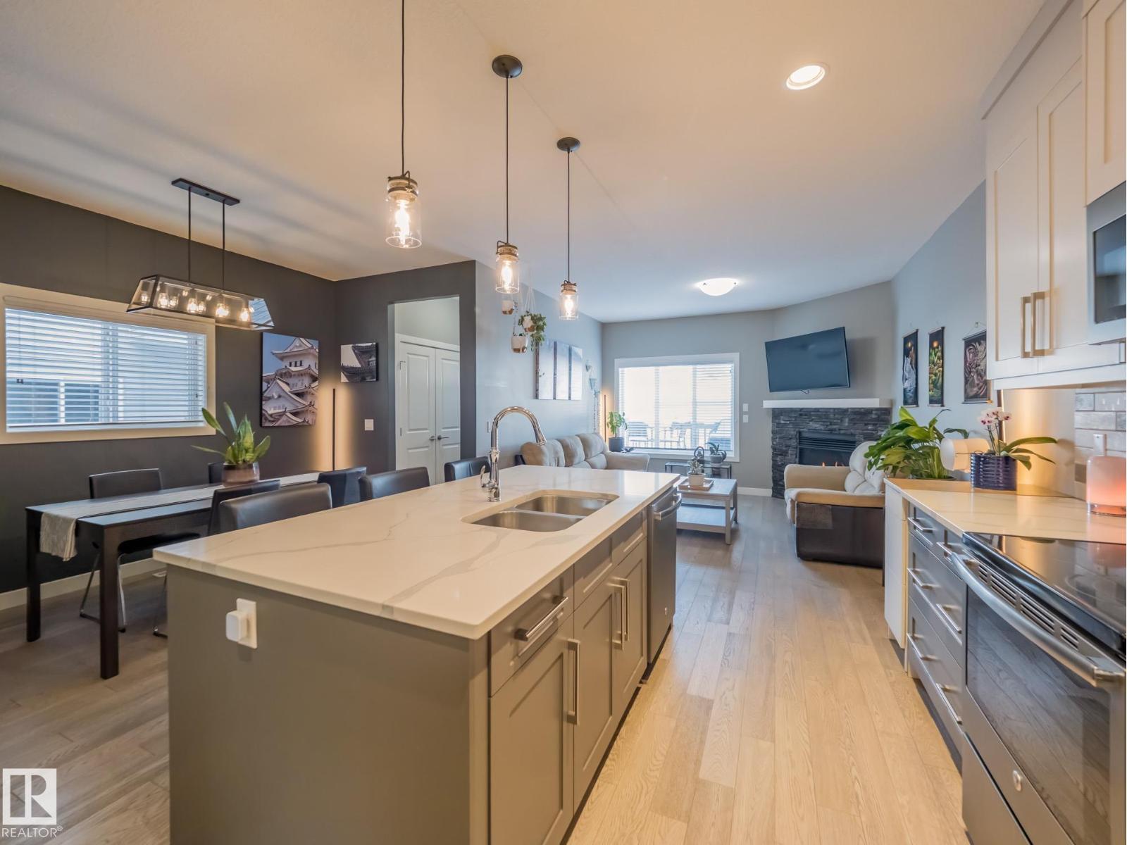 12137 103 ST NW, Edmonton