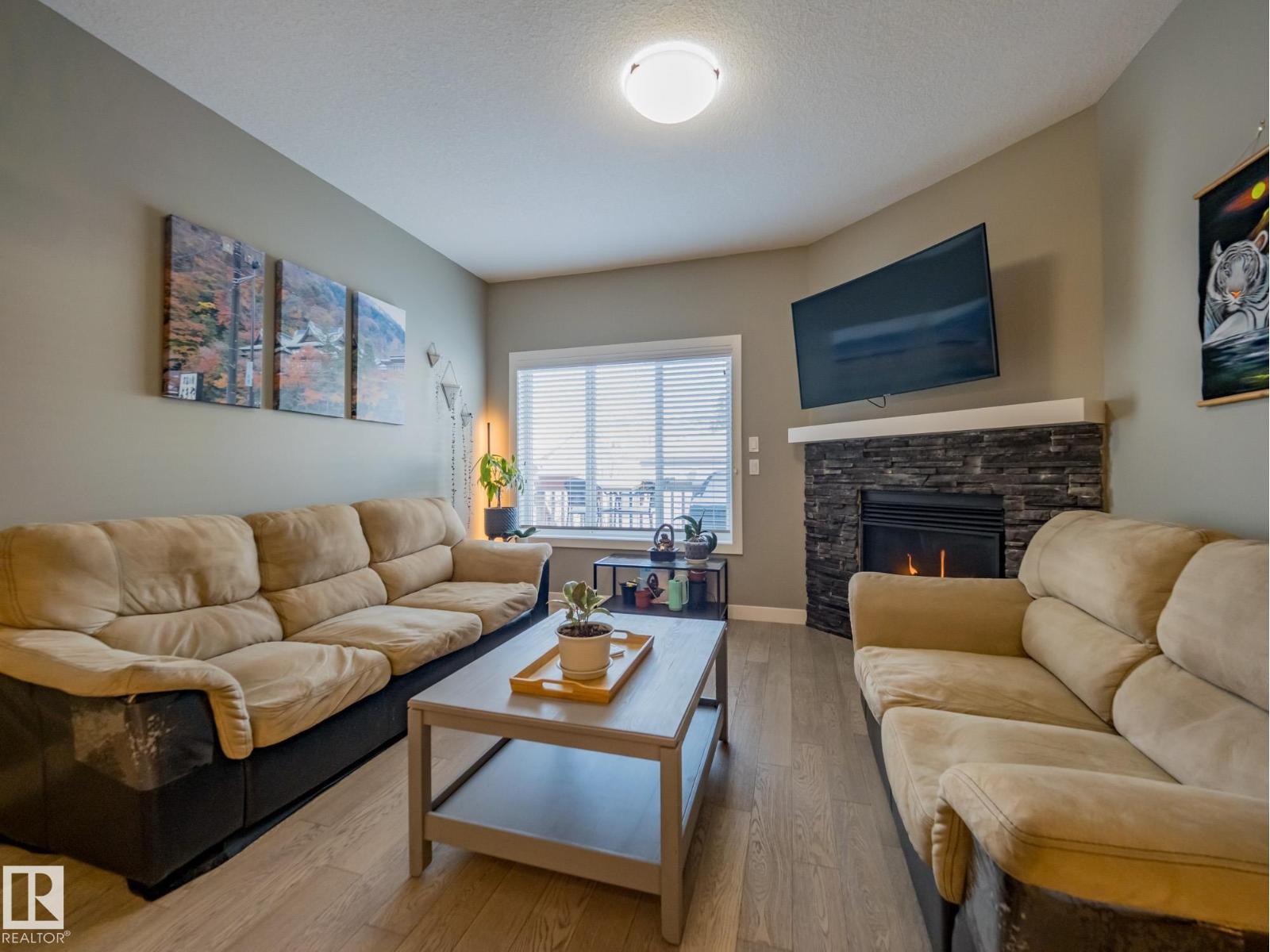 12137 103 ST NW, Edmonton