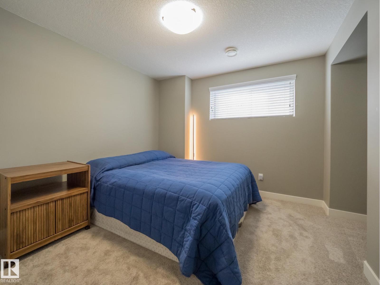 12137 103 ST NW, Edmonton