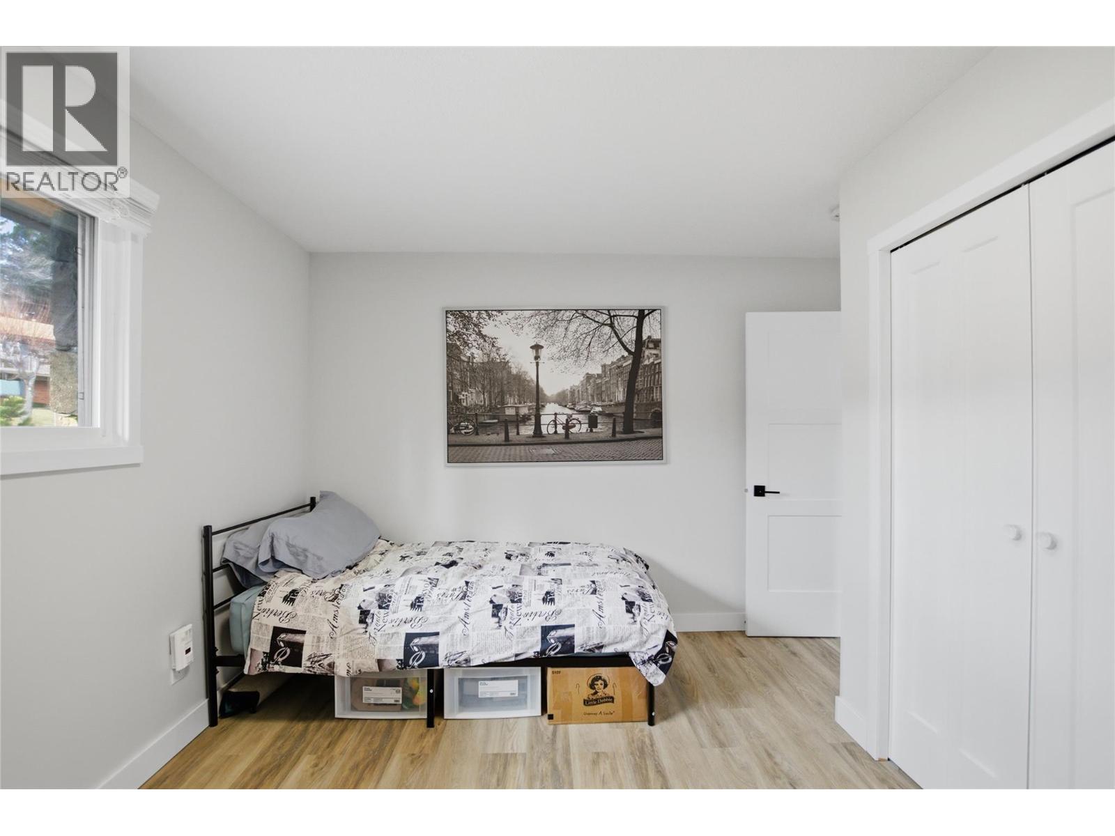 356 GLENEAGLES DRIVE - 27