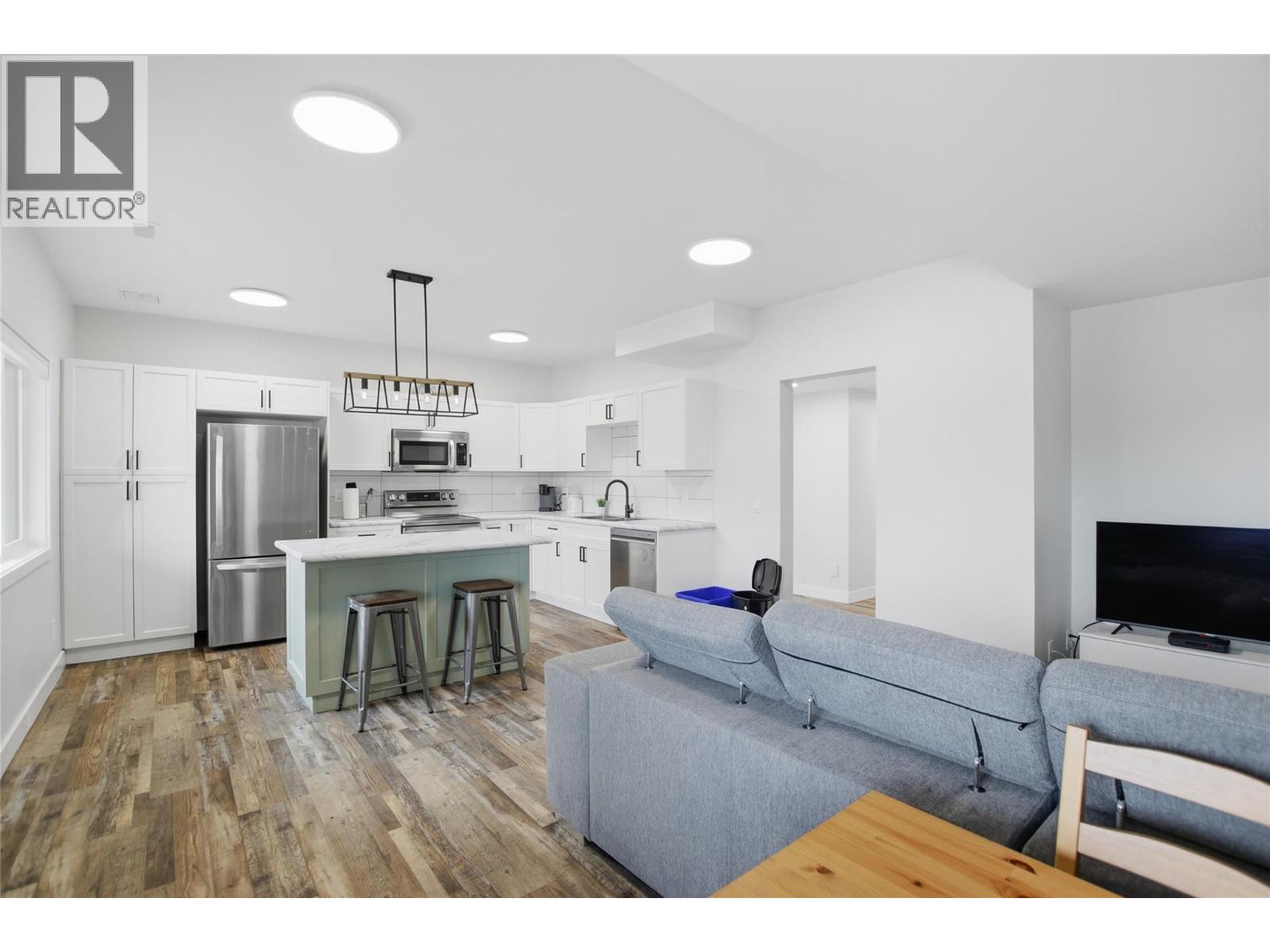 356 GLENEAGLES DRIVE - 34