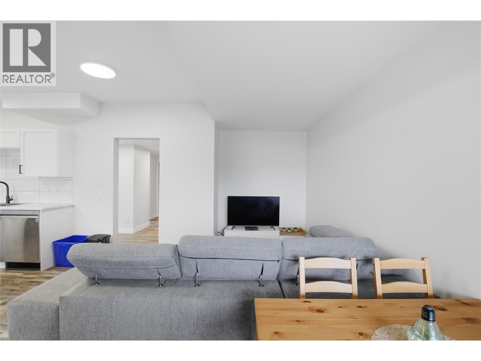 356 GLENEAGLES DRIVE - 40