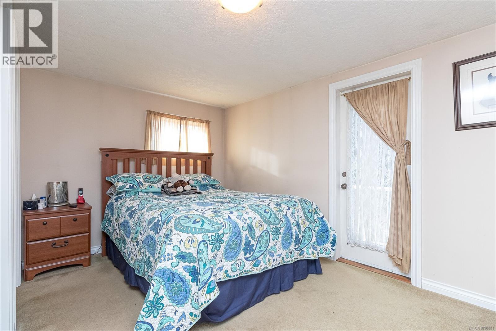 4040 Holland Ave - 55