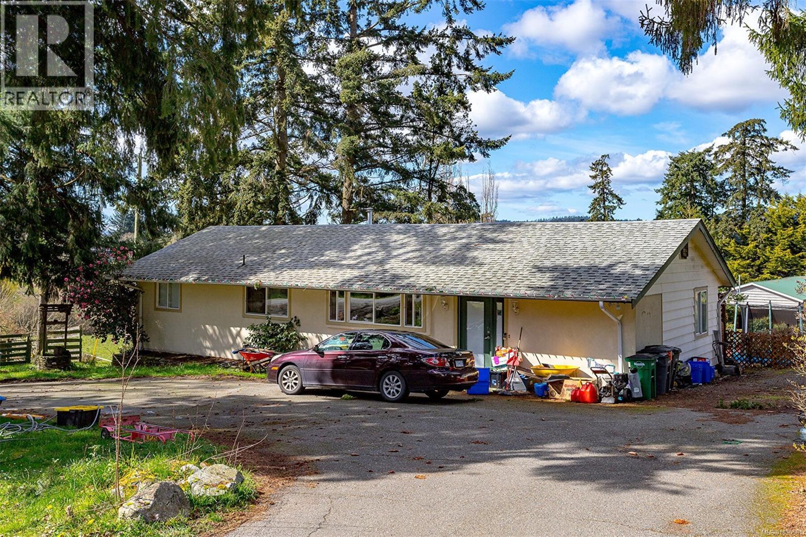 4040 Holland Ave - 2