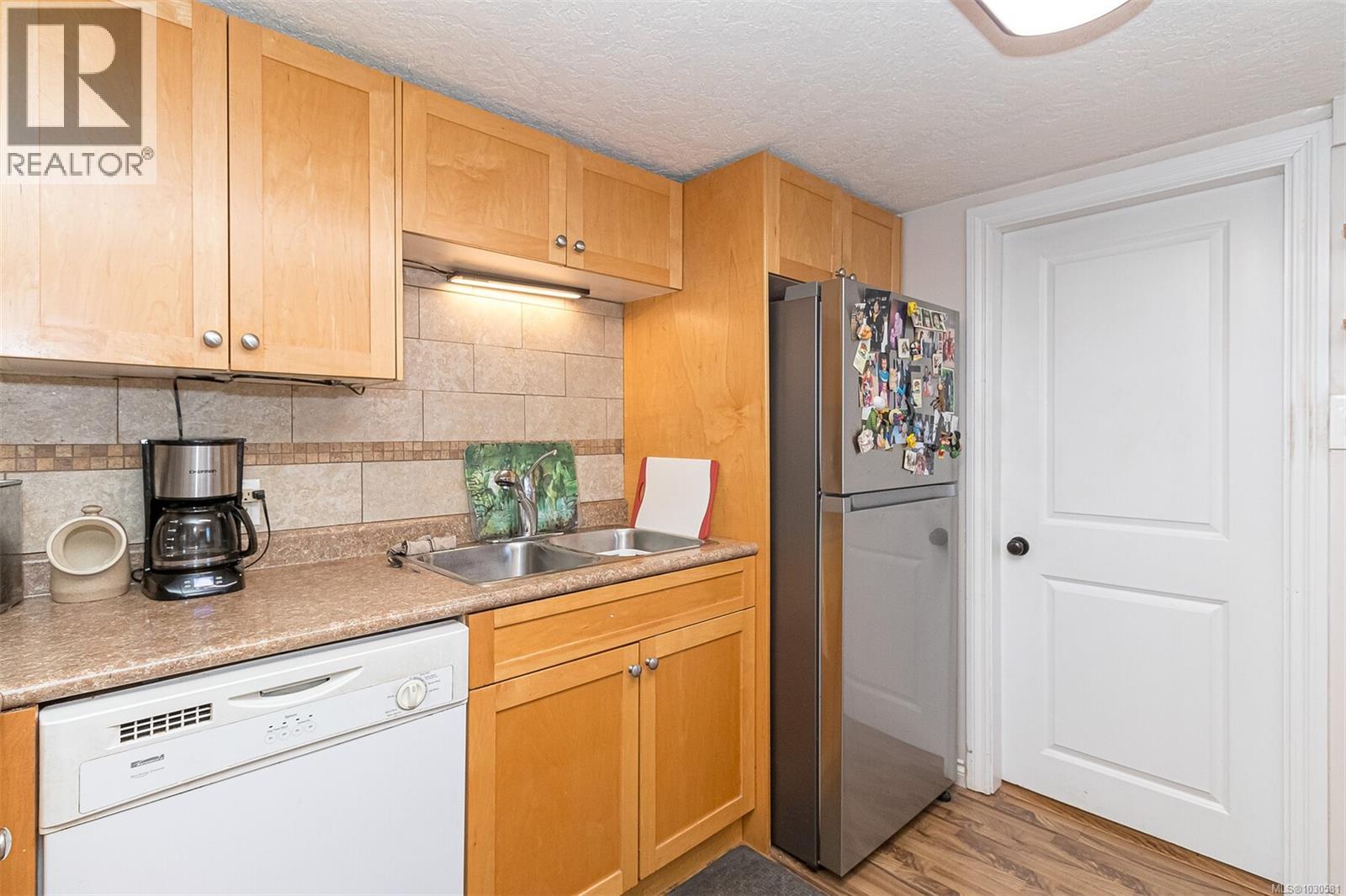 4040 Holland Ave - 52