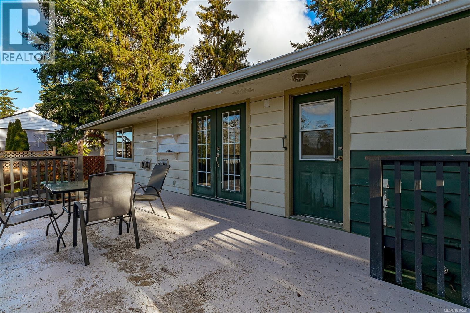 4040 Holland Ave - 41