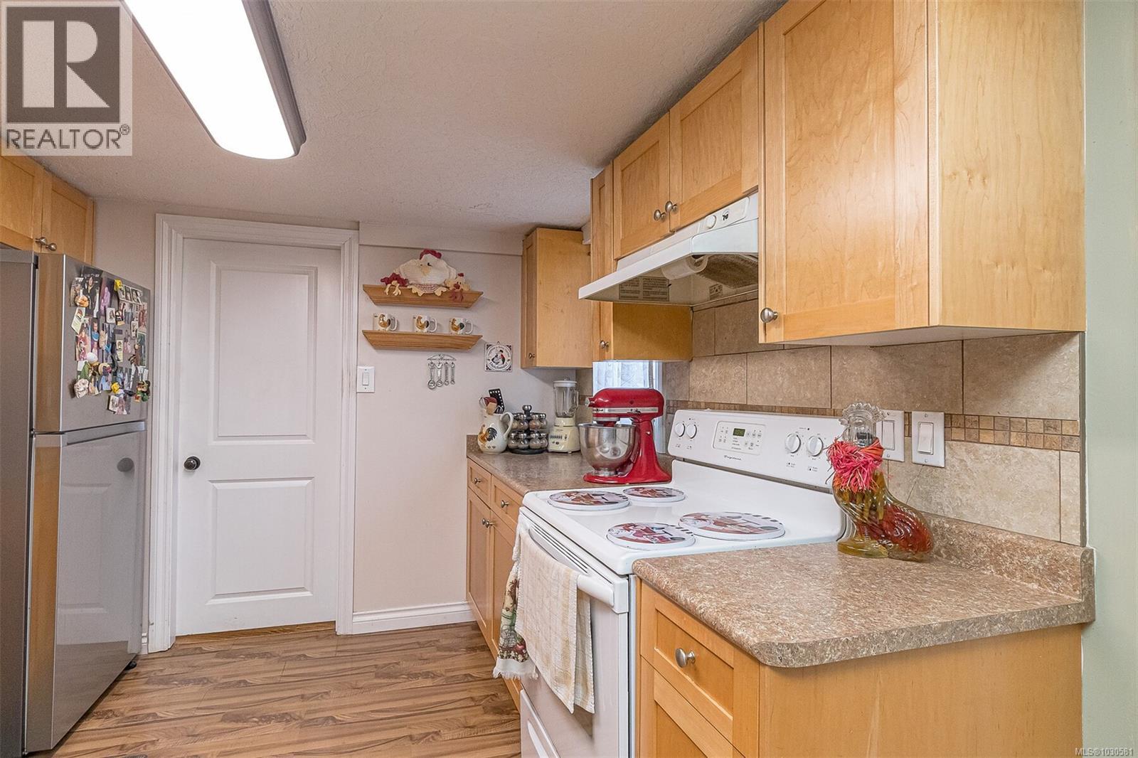 4040 HOLLAND AVE - 53