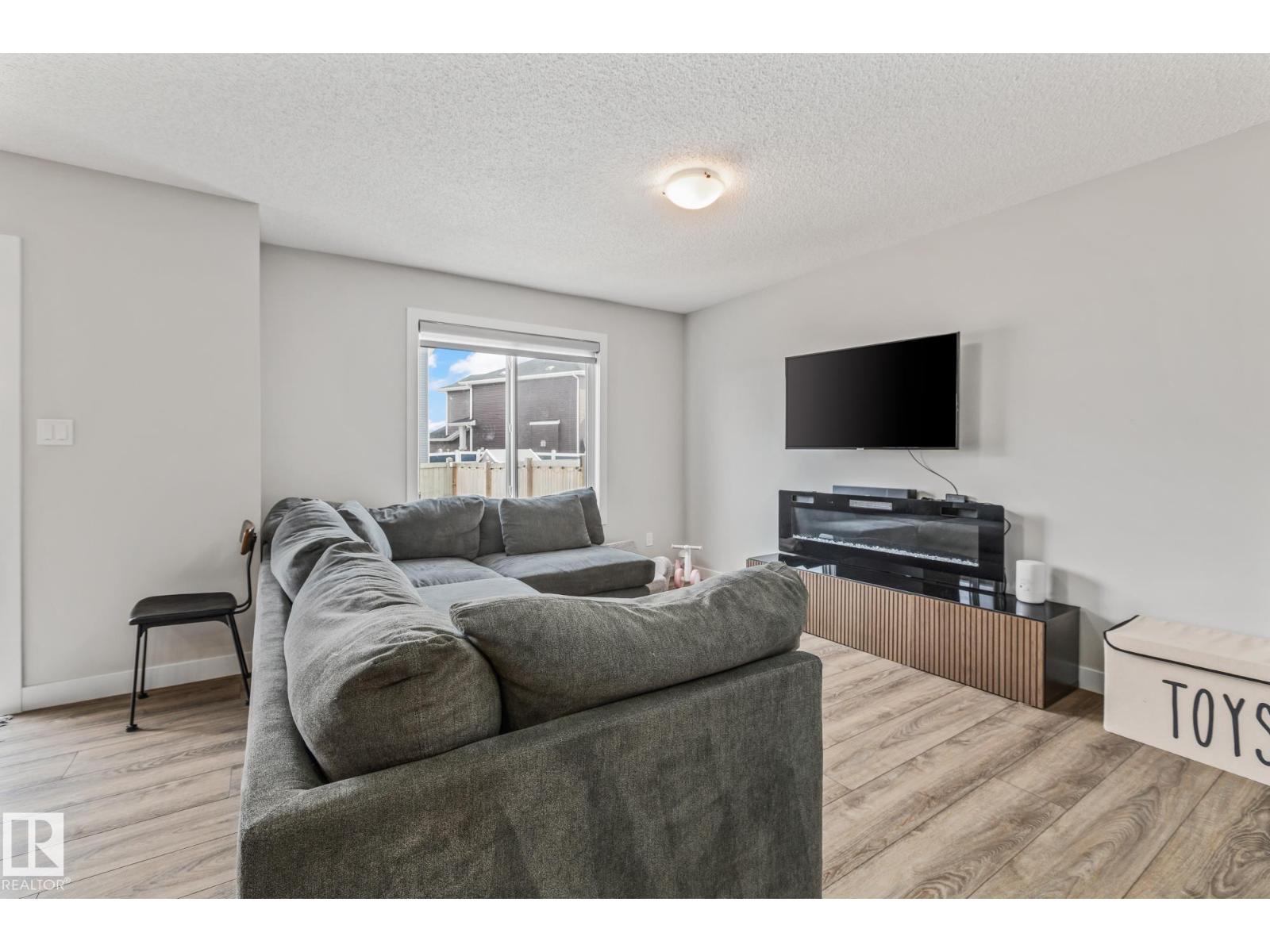 856 EBBERS CR NW, Edmonton