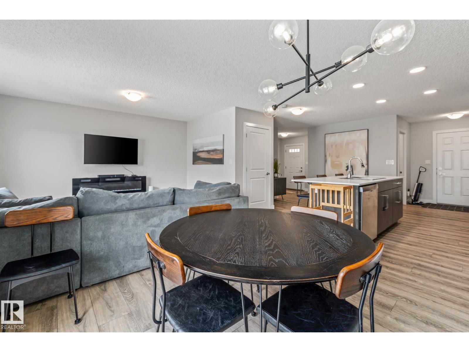 856 EBBERS CR NW, Edmonton