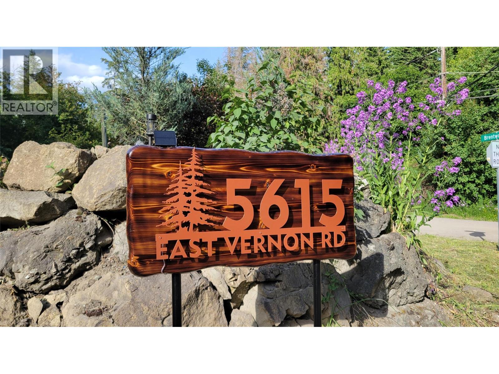 5615 East Vernon Road, Vernon