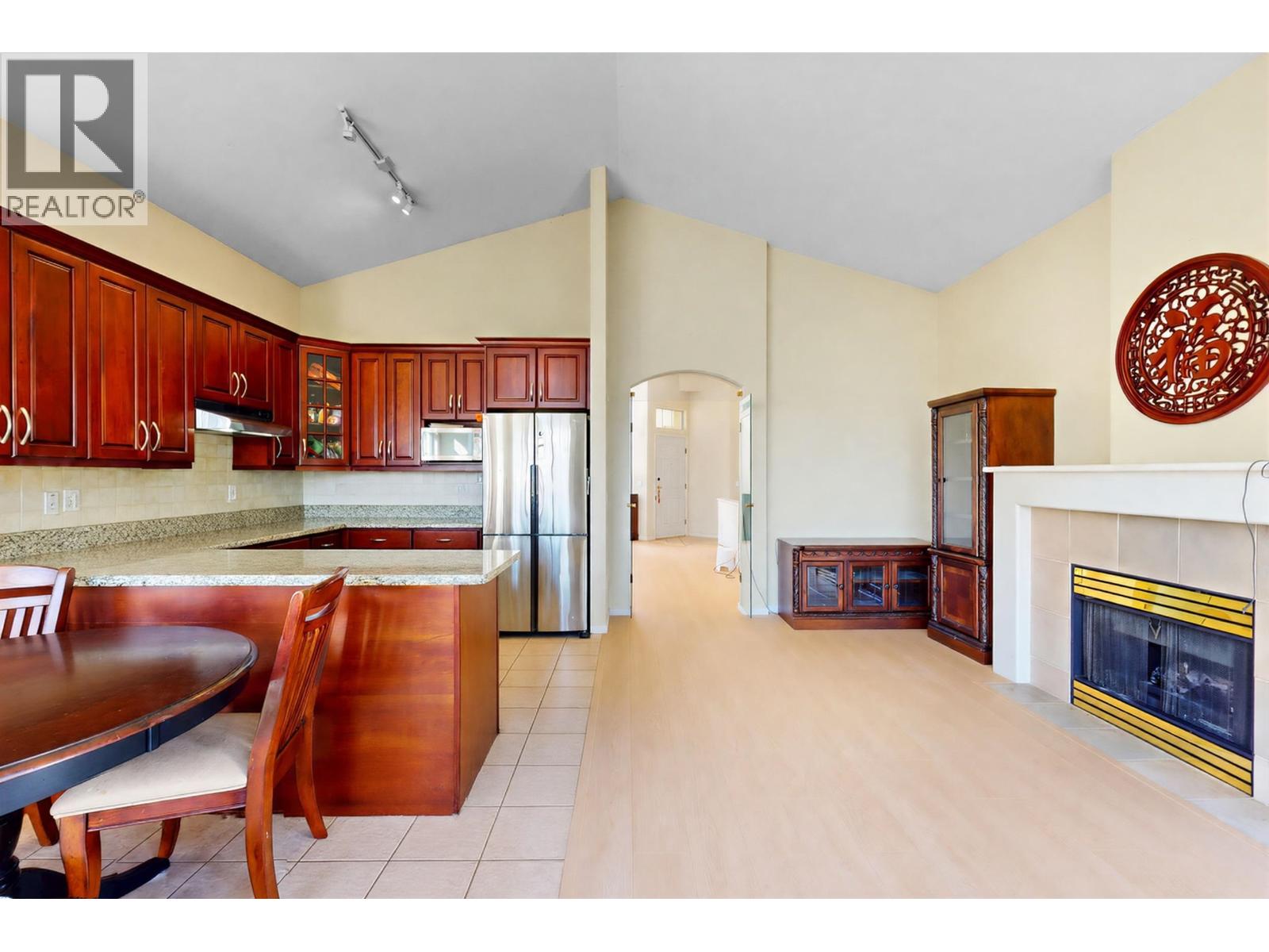 60 5200 OAKMOUNT CRESCENT, Burnaby