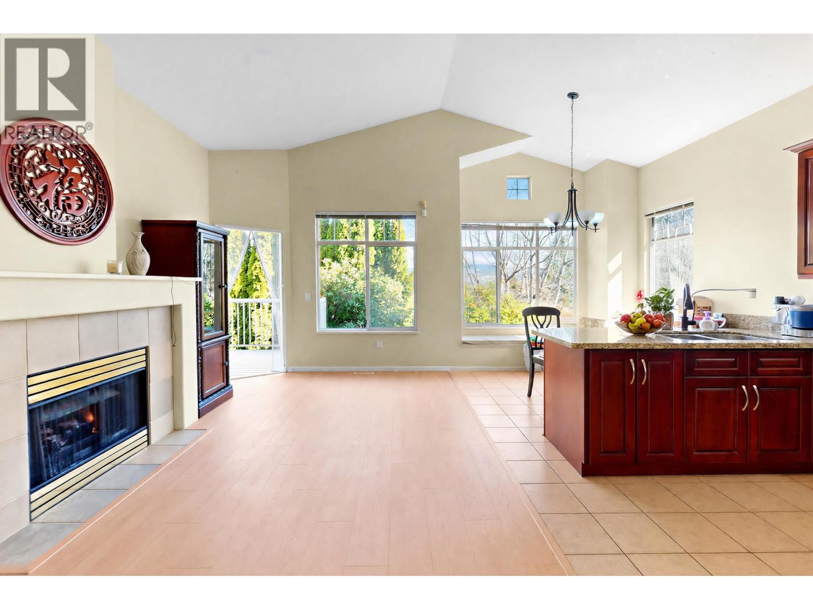 60 5200 OAKMOUNT CRESCENT, Burnaby