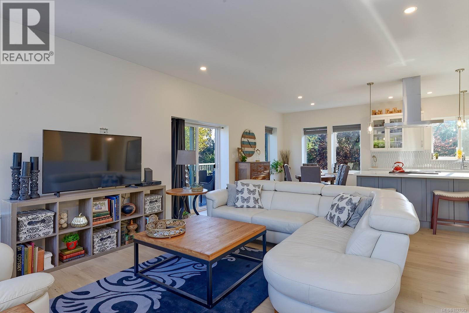 167 Bayridge Pl, Bowser