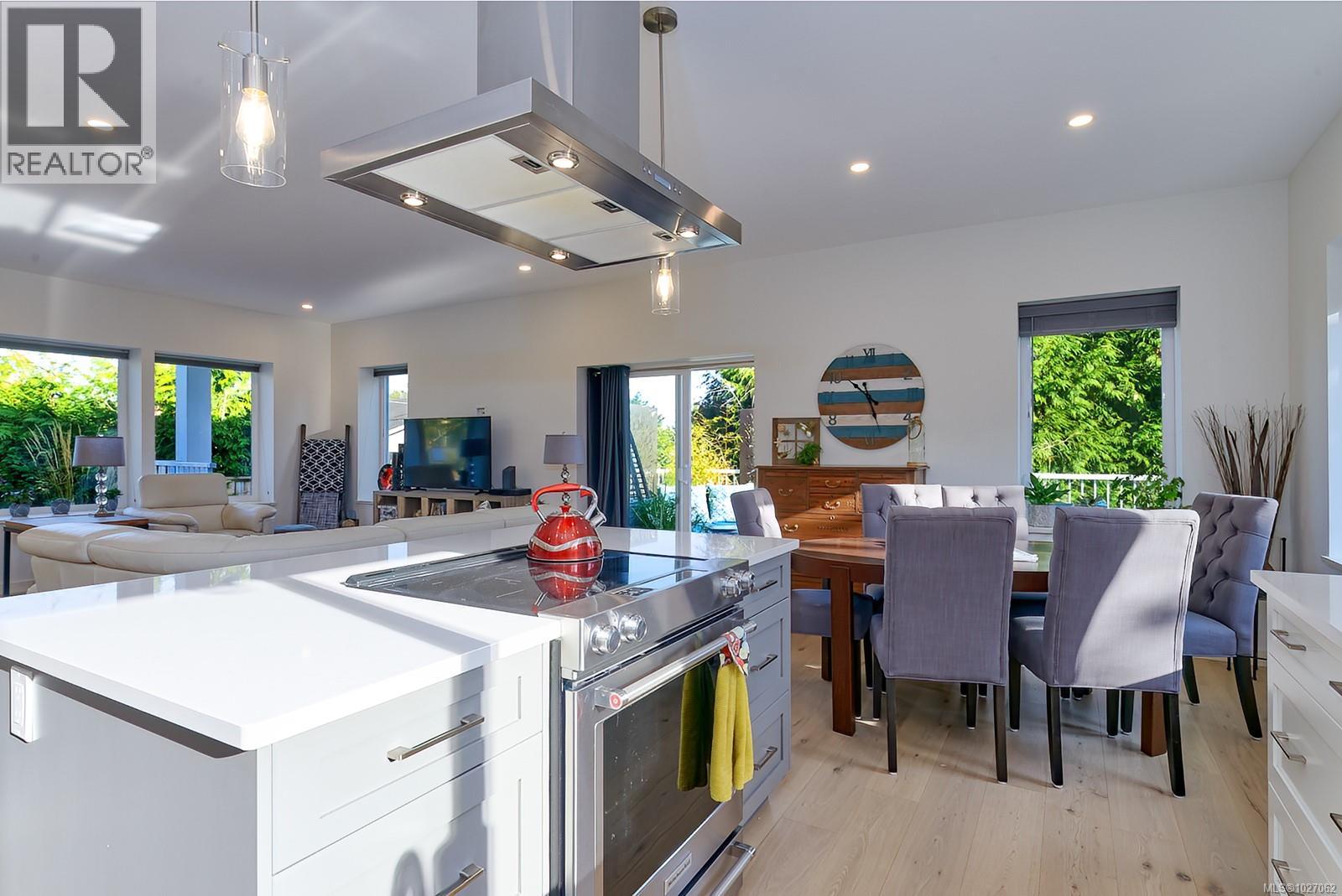 167 Bayridge Pl, Bowser