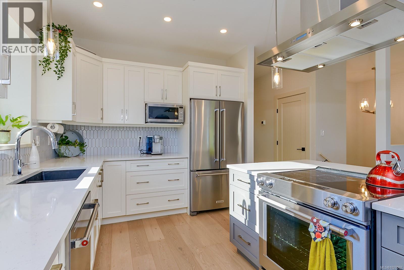 167 Bayridge Pl - 3