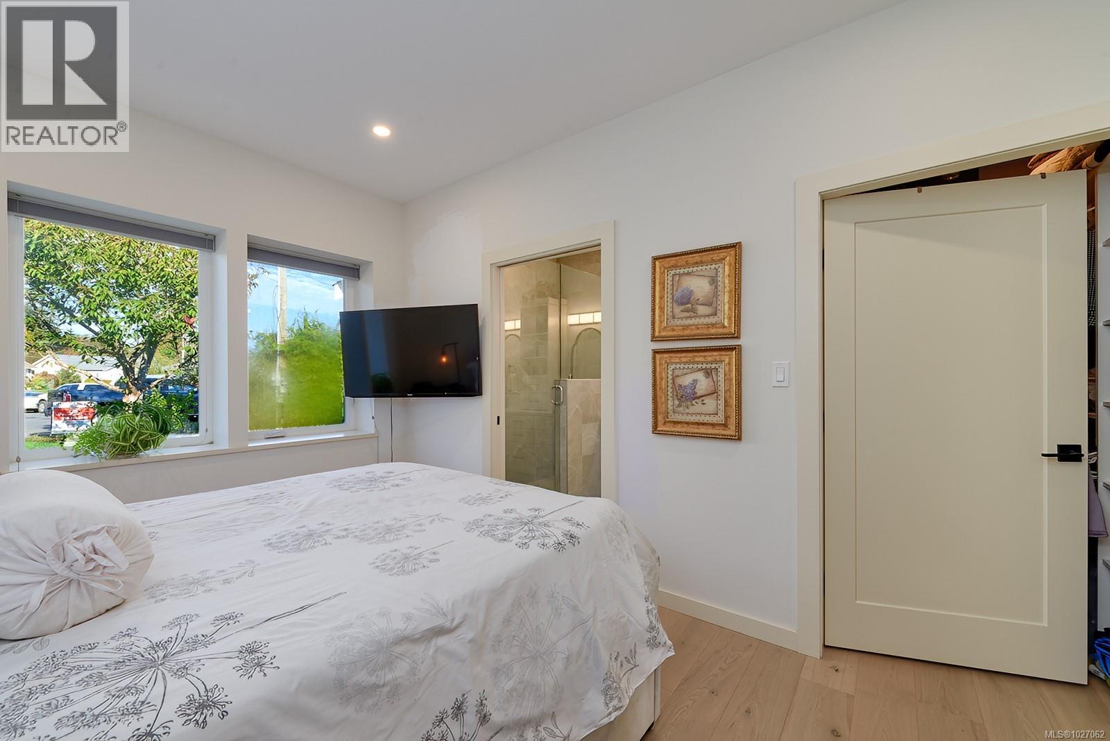 167 Bayridge Pl, Bowser