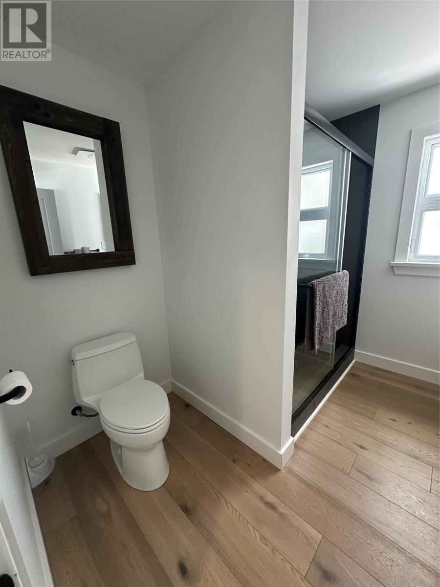 12 Churchill Avenue - Image 18