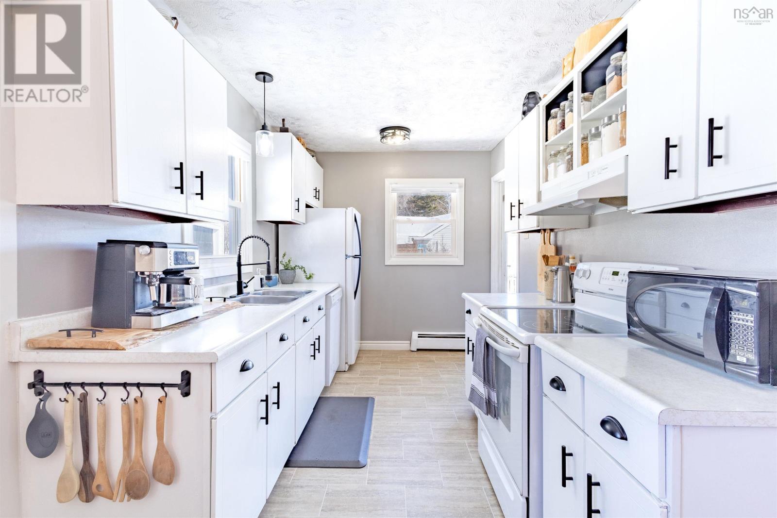 Property 3 of 35 of 49742 Cabot Trail