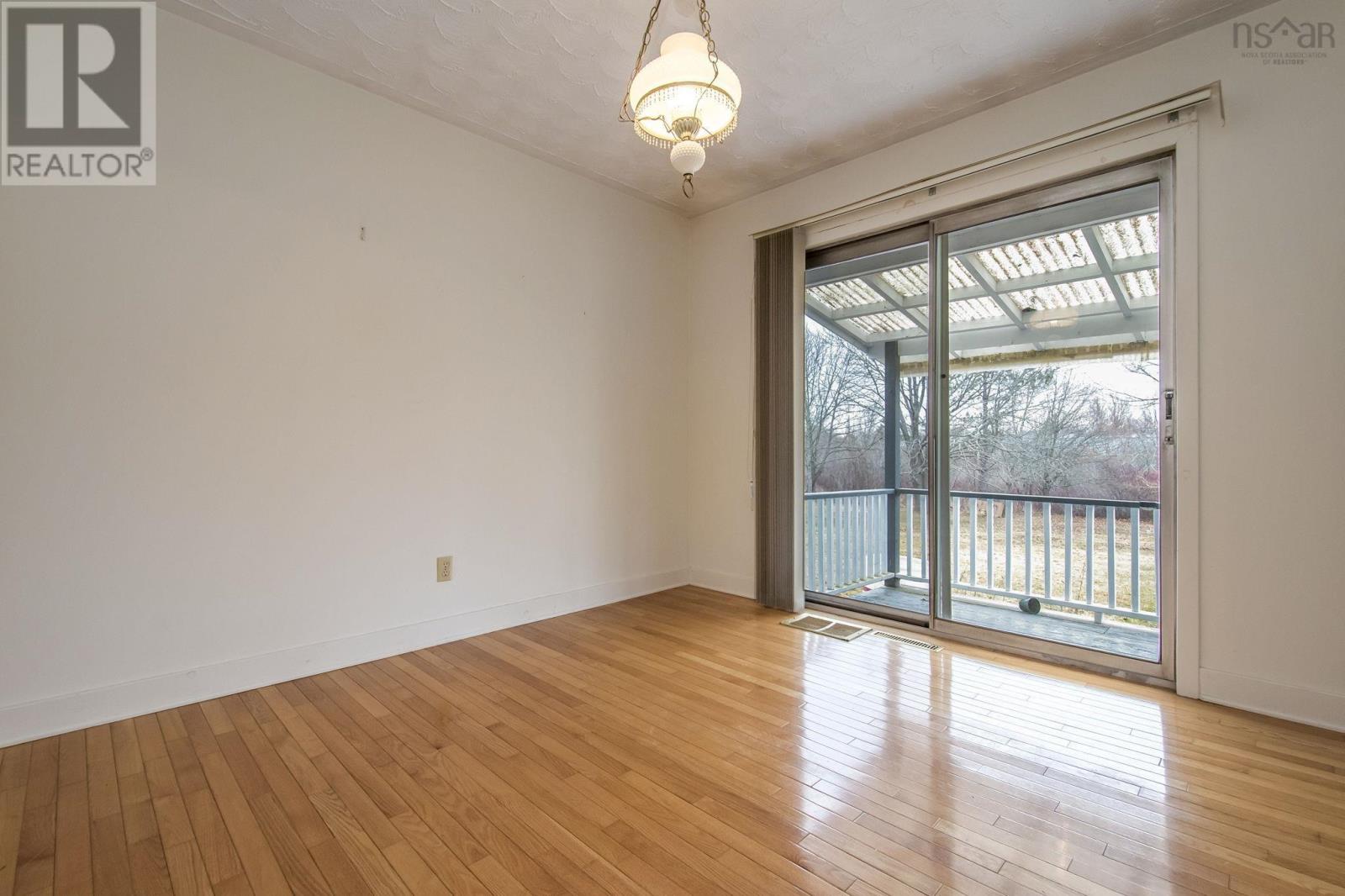 Property 20 of 40 of 30 Victoria Street