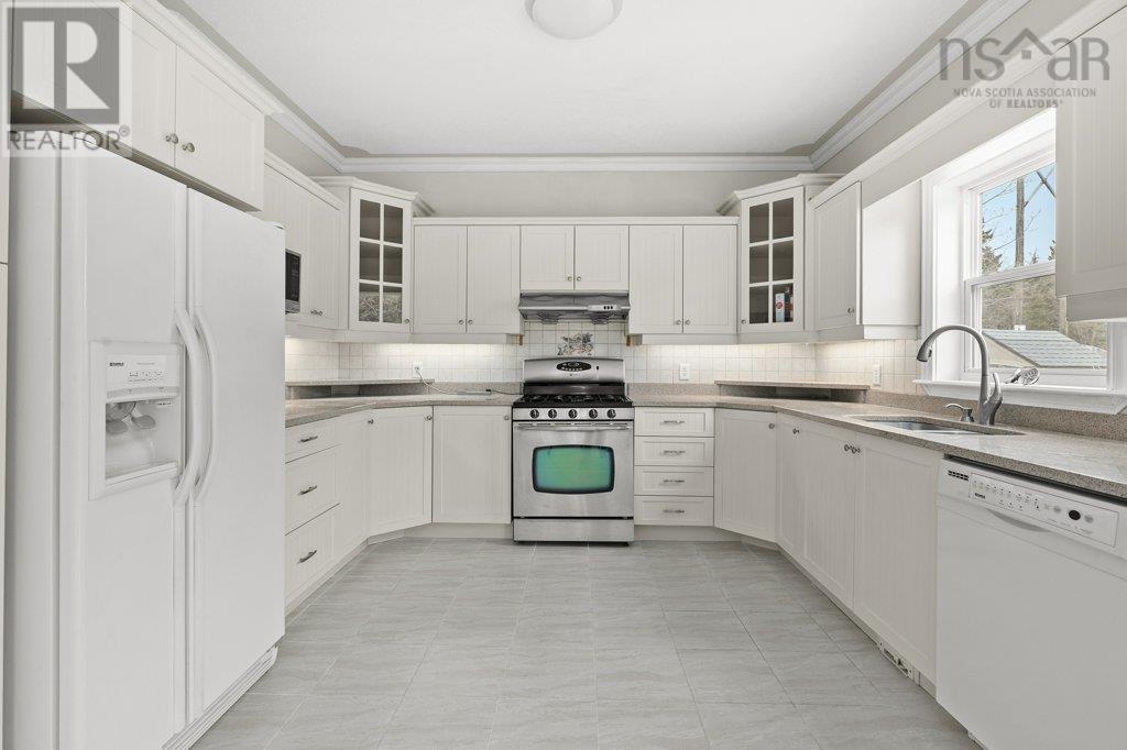 Property 13 of 46 of 31 Parkmount Close