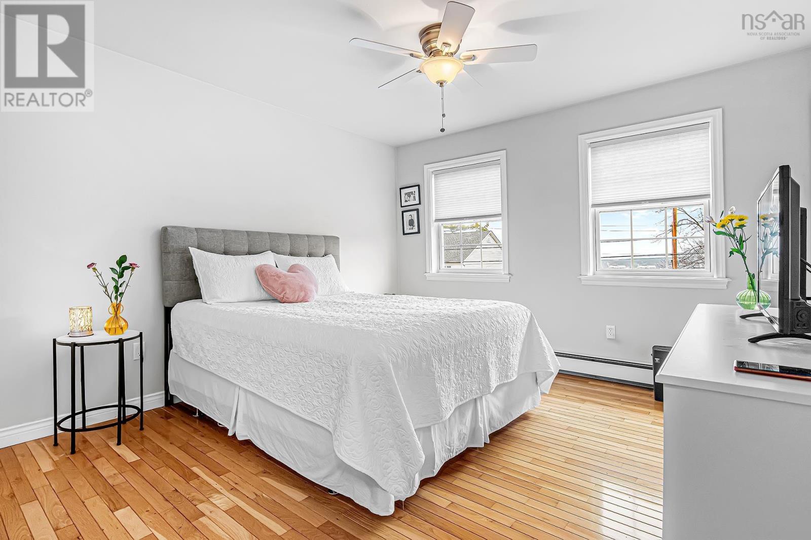 Property 17 of 35 of 60 Amin Street