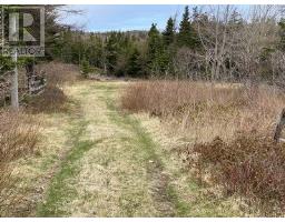 173A Highway East thumbnail 3